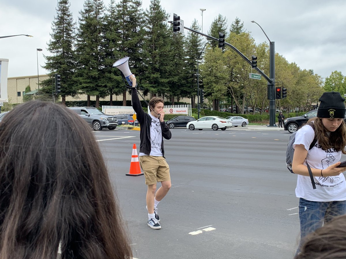 anirvan's tweet photo. These youth climate activists give me life.
Not in a "so inspiring, they're going to save us" way, but in an "oh shit, now I'd better step up my work" way.
They deserve better than the raw deal my generation has left them with.
#climatestrike #ClimateStrikeSF #ClimateAction https://t.co/krz4IMefSN