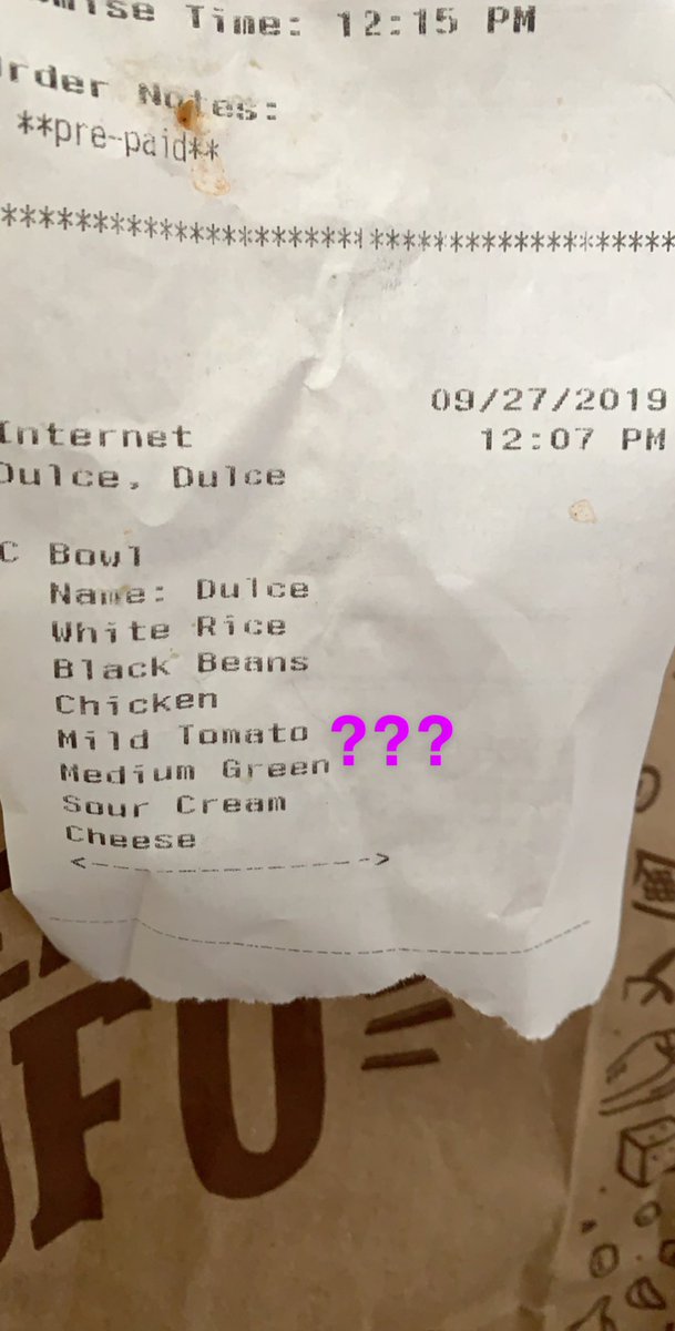 TableTalk15's tweet photo. Missing two key ingredients @ChipotleTweets!! Super bummed and compromising flavor and my lunch drive to pickup 🤬 https://t.co/LnHQC2V0vl