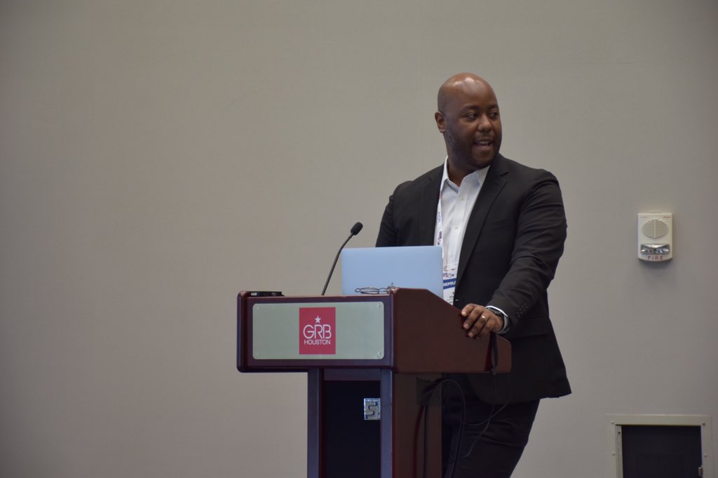 MarriottIntl's tweet photo. #NBMBAA attendees had the opportunity to learn about Marriott International’s efforts to recruit diverse talent. #TranscendPowerofYOU https://t.co/3TEKttKAQ5