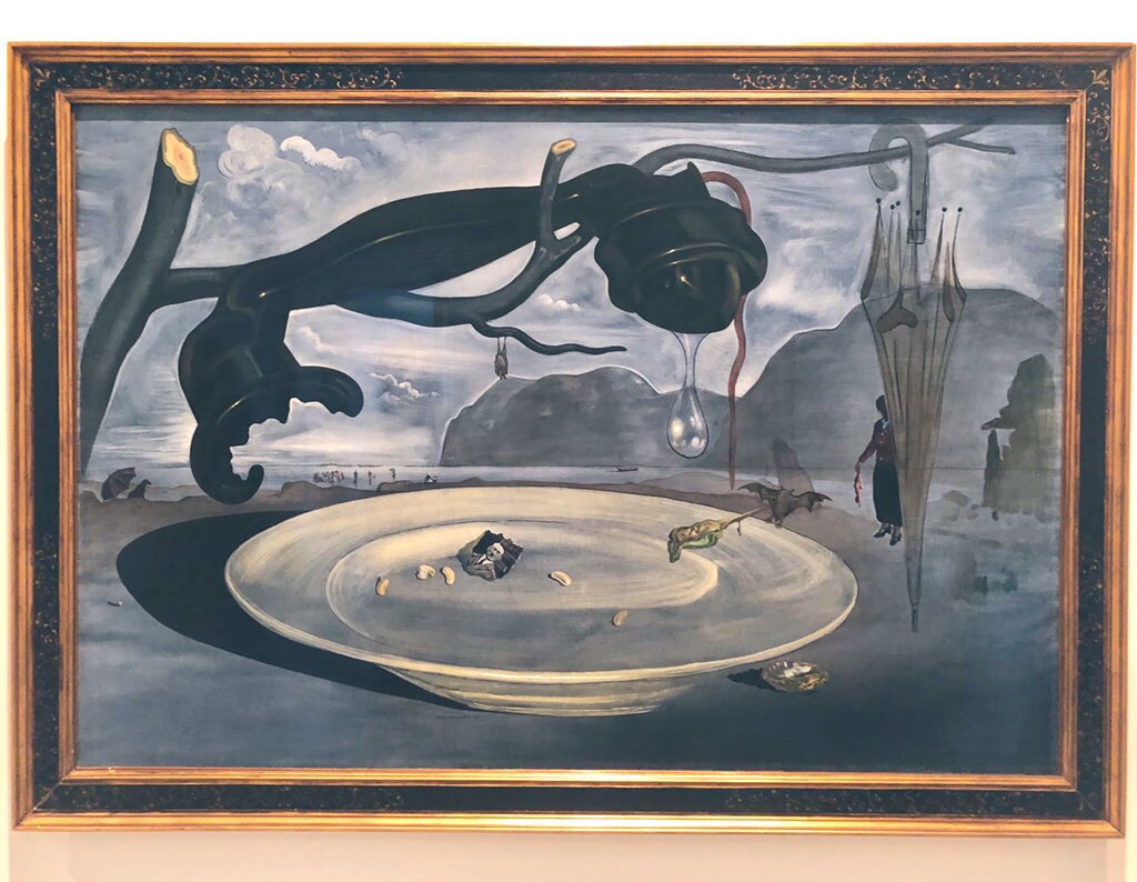 GaynorEngland's tweet photo. Increíble tour @museoreinasofia     #Guernica #Picasso #SalvadorDali @abstract_news #TMSAutumn19 🖤 https://t.co/dFr60IfxVB