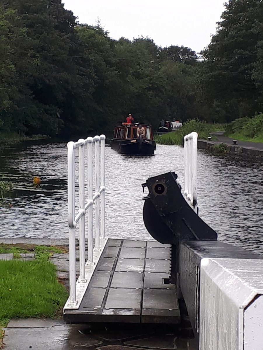 reunioncanal's tweet photo. 569 boats moved through the locks so far this season......Our lock keepers are champions! #LockKeeping #Falkirk #CanalMagic https://t.co/04ArMTFVuA