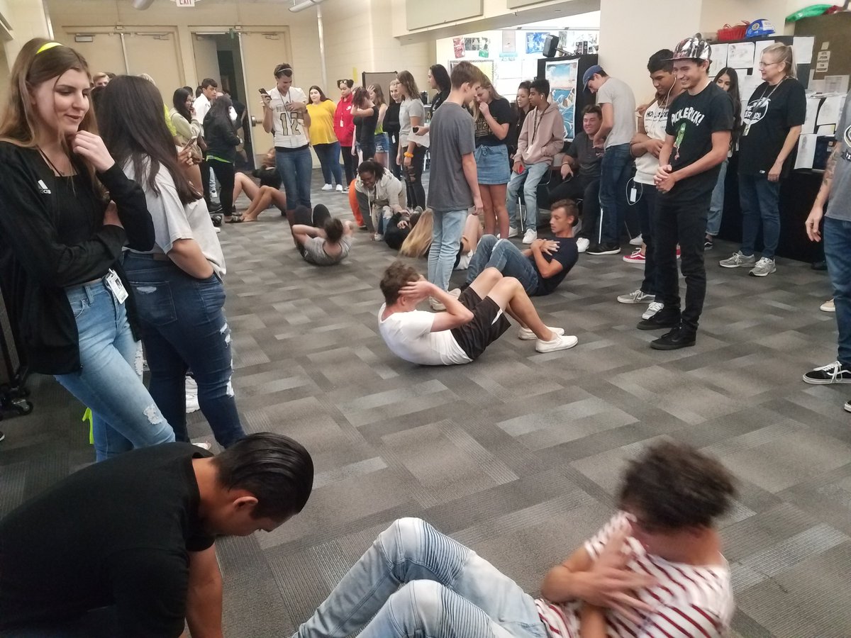 RouxDEHS's tweet photo. D-Wing competing in the #ViperFit Challenge. #1Verrado #thunderdome https://t.co/d3Ntrz42Zx