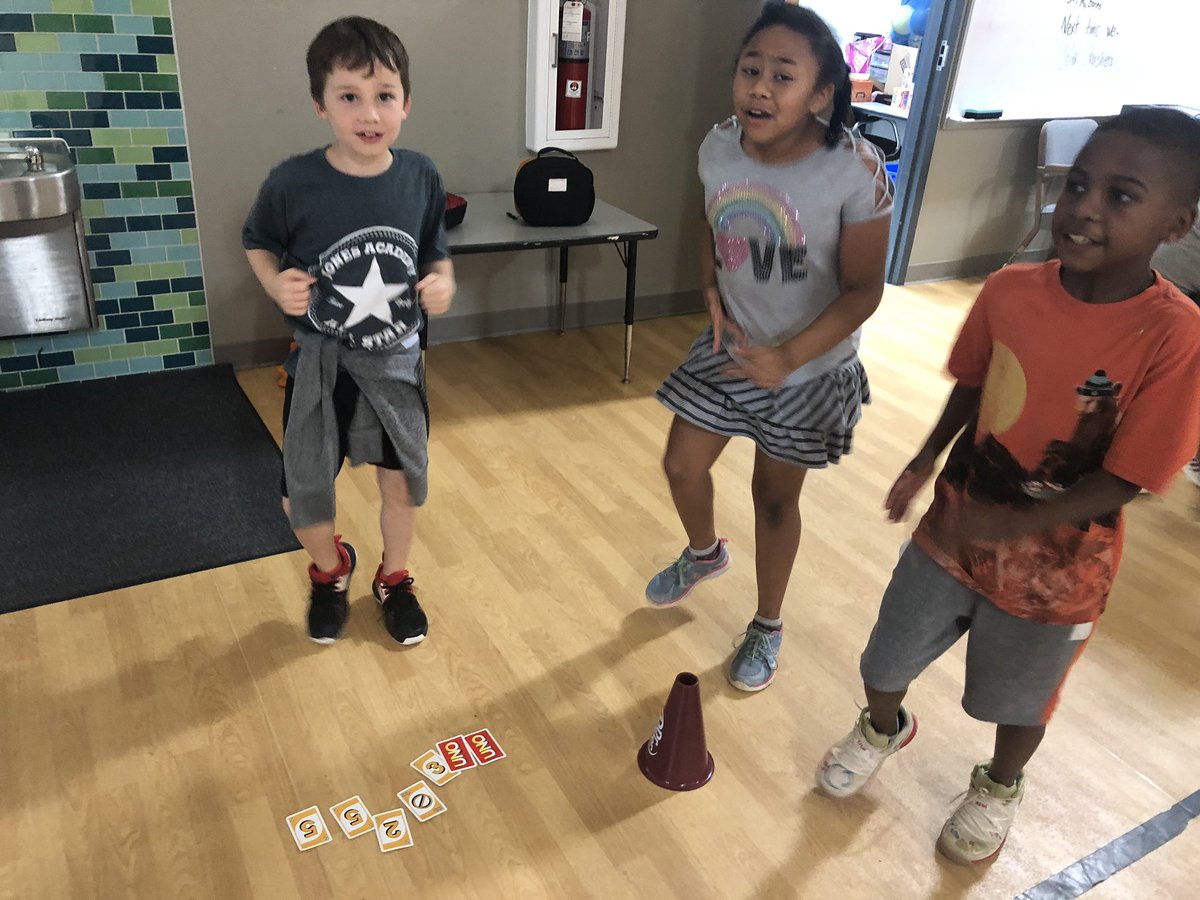 Mrs. Ayala tweet media