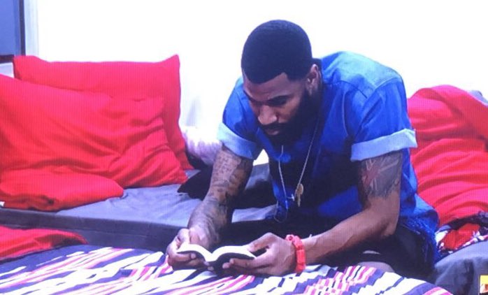 mimie_dolce's tweet photo. Mike Olayemi Edwards, the freshest pepper and the winner of pepper dem season 🔥🌶
#BBNaija
#Mike4TheWin https://t.co/vGWEpgaJ2A