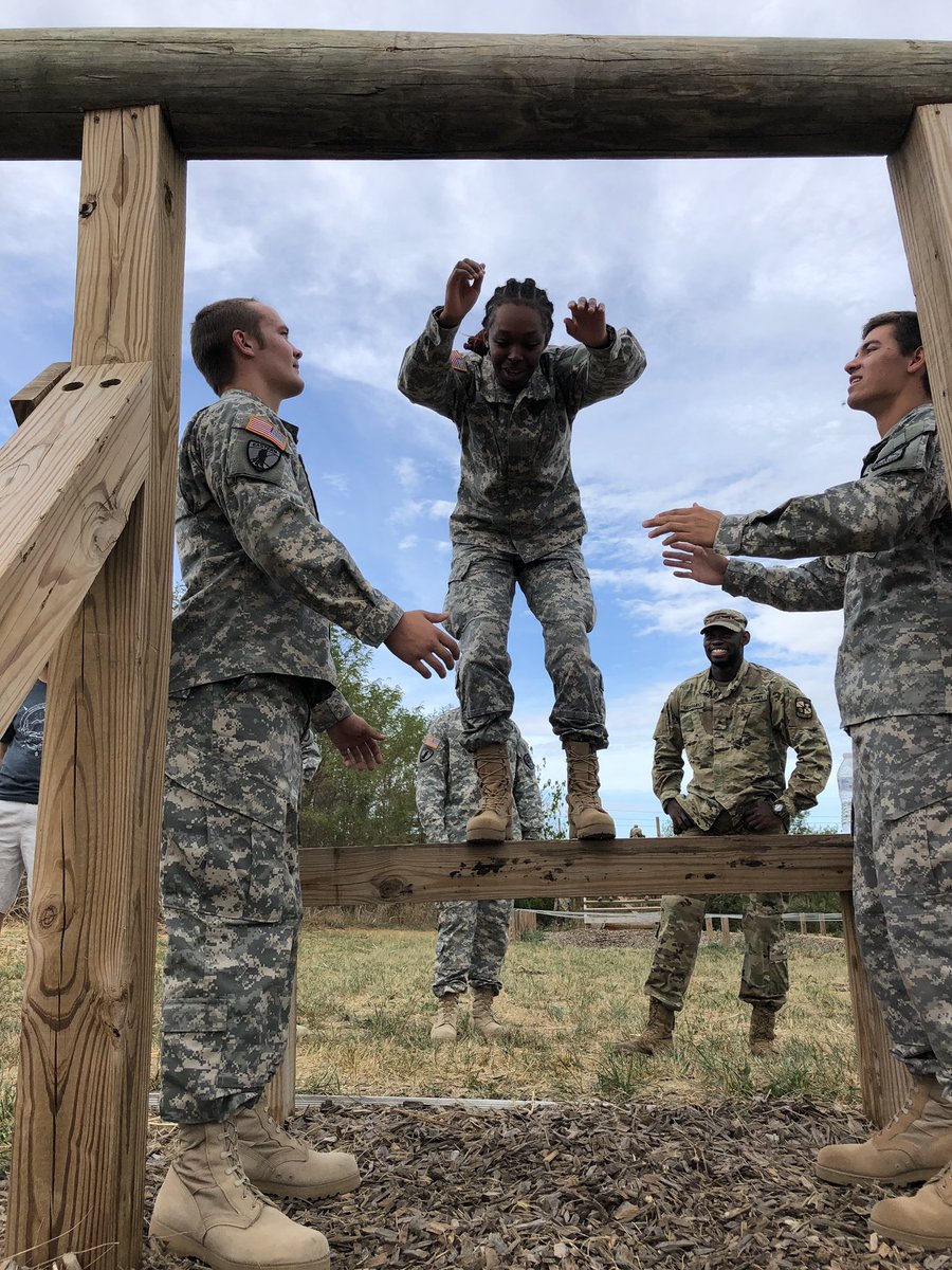 rotc_uc's tweet photo. Way to conquer another week of obstacles! Finish strong! #friday #rotcuc #rotc #ucumberlands #leadershipexcellence https://t.co/304KyeCSy9