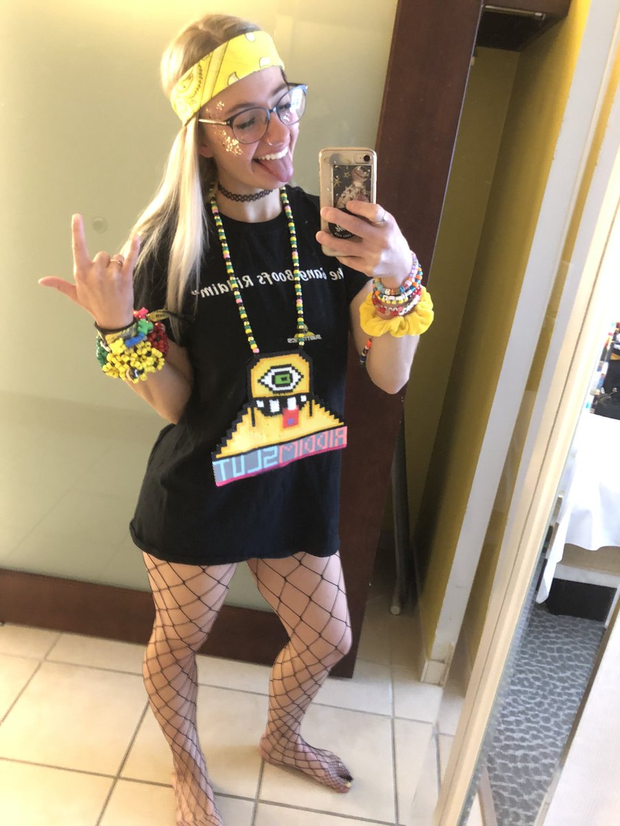 jilvankoten's tweet image. Ready to get my brain obliterated by @Subtronics 💚😋👁💛🤯 #CyclopsArmy