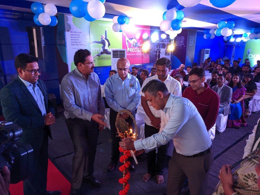 EIT_Odisha's tweet photo. Secretary E&amp;IT @manojmishratwit joined Sri Subroto Bagchi @skilledinodisha, Minister @btushar02 &amp; @Omkar_Raii DG @stpiindia to inaugurate the first campus of @CapgeminiIndia at Infocity, #Bhubaneswar. A big step forward for #Odisha with a global IT major setting its facility. https://t.co/WhOZd9fBgY