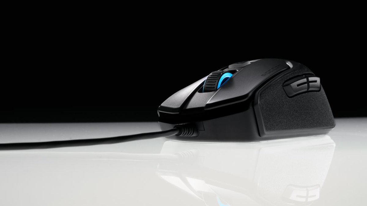 ROCCATNL's tweet photo. Voor het geval dat je het gemist hebt: Ons meesterwerk, de ROCCAT Kain is nu beschikbaar: https://t.co/UKHblvikcI

Welke kleur zou jij kiezen - Ash Black of Arctic White?😎 https://t.co/MkDIQgcPK1