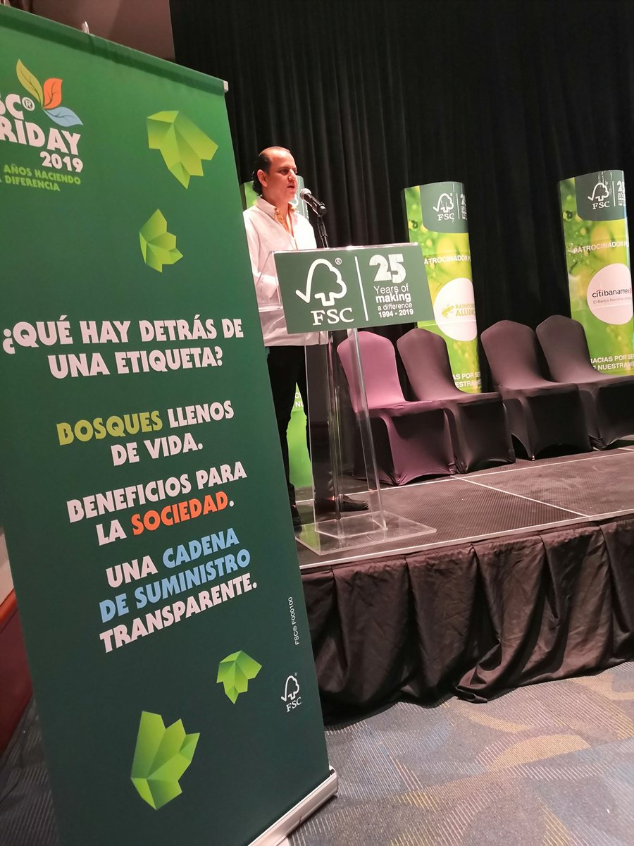 FSCMEXICO's tweet photo. #FSCFriday2019 con la comunidad de FSC en México: staff, marcas, empresas comunitarias, ONGs, consumidores #JuntosSomosFSC https://t.co/PevyCAmIL8