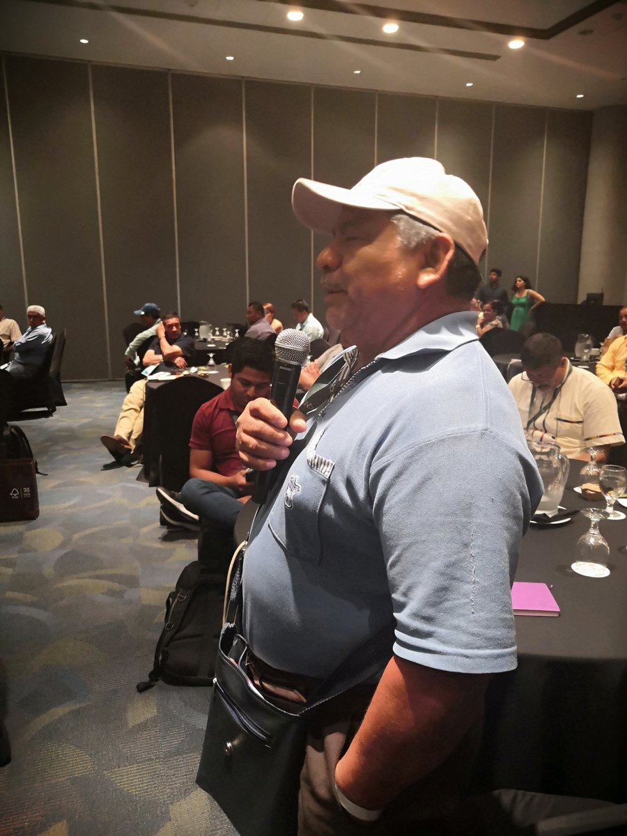 FSCMEXICO's tweet photo. #FSCFriday2019 con la comunidad de FSC en México: staff, marcas, empresas comunitarias, ONGs, consumidores #JuntosSomosFSC https://t.co/PevyCAmIL8