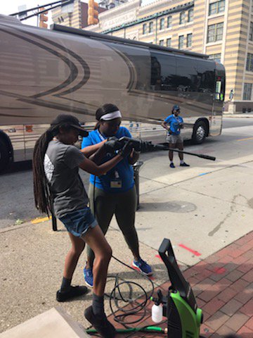 Our <a href="/AmeriCorps/">AmeriCorps</a> Coaches are hard at work this afternoon for <a href="/IndyDoDay/">Indy Do Day</a>! #serviceaboveself #playeveryday