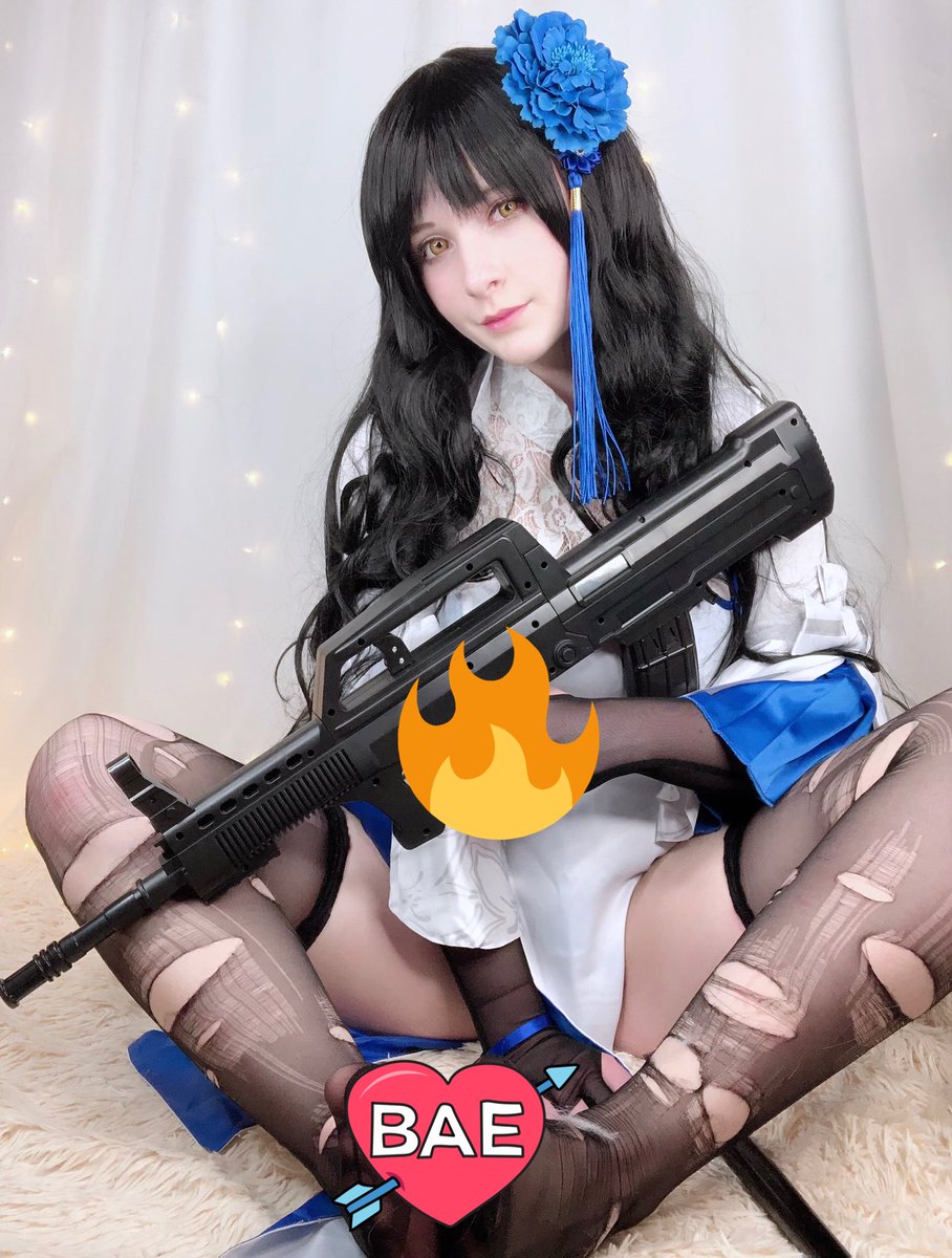 This is one of my favorite cosplay! 🔥( #qbz95 from #GirlsFrontline ) Also it’s very lewd 😏 You can get ANY 3 photosets for just 60$ 🍒 Check Tier 7 here: https://t.co/YXfxlb6iXk ❤️ https://t.co/yDqeHrEPua