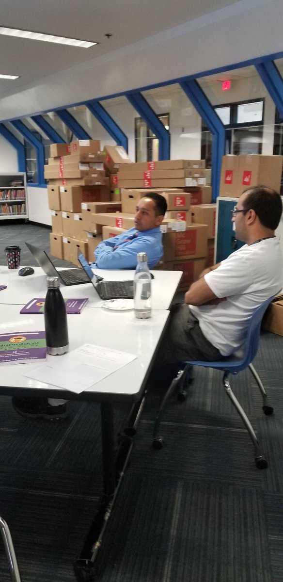 mscougar52's tweet image. Science 7/8 actively learning about #ActivelyLearn So excited! #cougarpride @VistaverdeMs