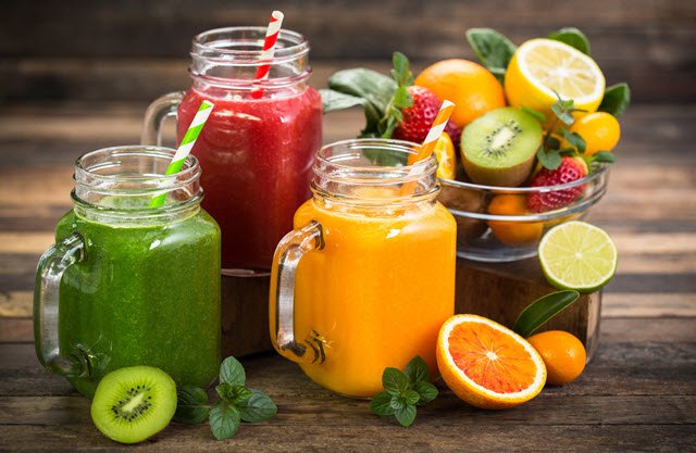 CosmoandCompany's tweet photo. You are what you eat, so start your morning feeling and looking younger. Here are 5 delicious anti-aging smoothies to revitalize your healthy morning routine. 🍓https://t.co/xotGQBmKOB 🍌 
#EvokeBeauty #CosmoandCompany #HairSalon #WestPalmBeach #BeautyBlog #Recipes #Smoothies https://t.co/CGbM5jBrbb