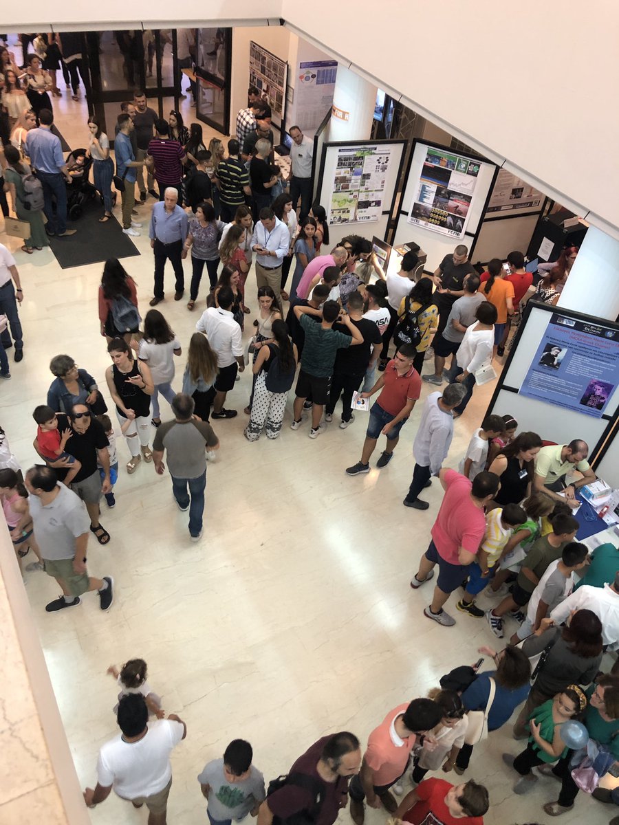 cstratak's tweet photo. Βραδιά Ερευνητή 2019 στο Ίδρυμα Τεχνολογίας Έρευνας για την ανάδειξη του επιστημονικού έργου που επιτελούν οι ερευνητές και τη σπουδαία συνεισφορά τους στην κοινωνία.
#ιτε #researchersnight2019 #icsforth @ ΙΤΕ https://t.co/MSWnLO3Yvw