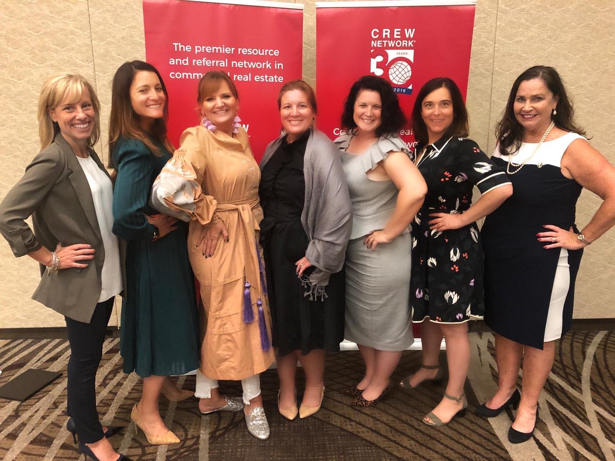 CREW_Chicago's tweet photo. Great CREW Chicago representation this year at #crewconvention! And congratulations to CREW Chicago member, Brooke Jackson of @Newmarkkf for winning the @CushWake drawing at CREW Marketplace!
#crewcon #WomenInCRE #crewcon2019 @CREW_Network https://t.co/WnpwboRcF7