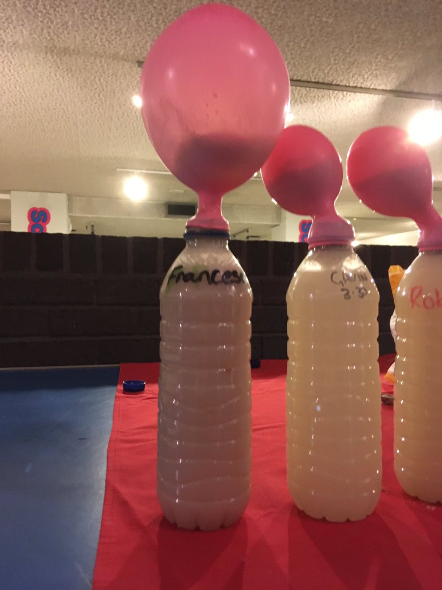 gavinmcstay2's tweet photo. @PotteriesMuseum #scienceatnight #yeast race - Francesca and Ronnie May are in the lead #metabolism https://t.co/yQ2LjOGx73