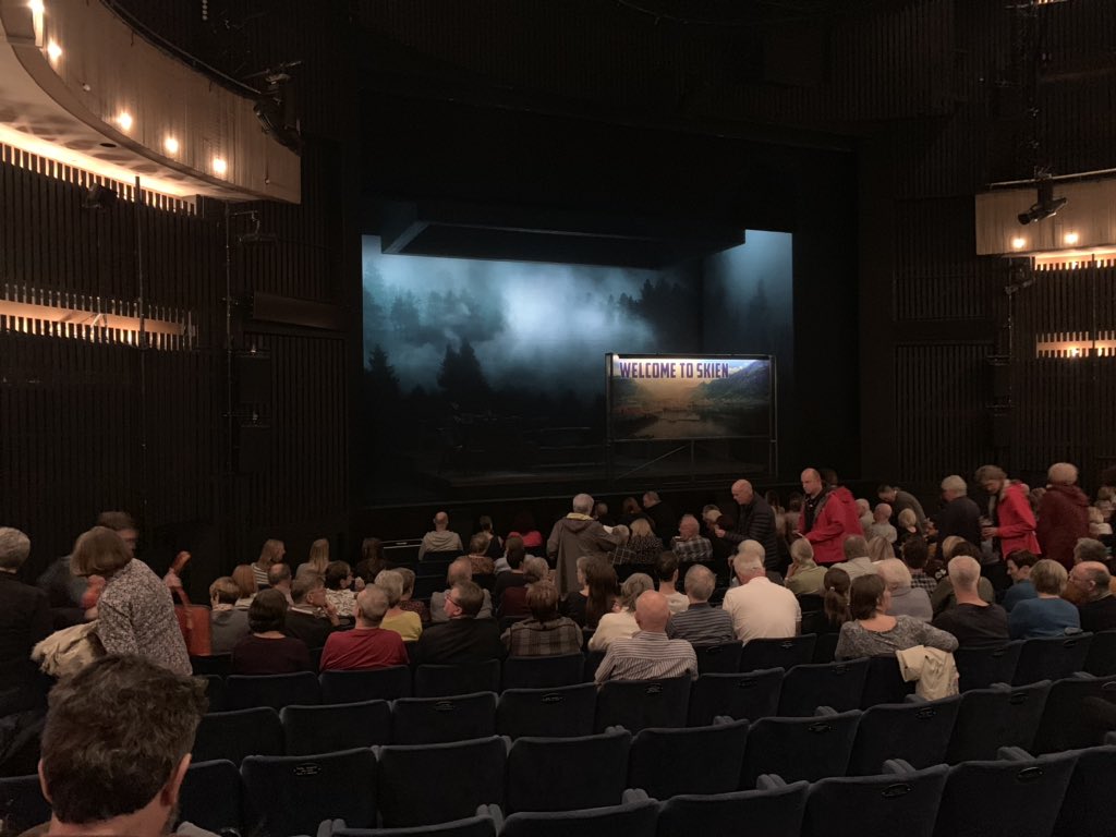 Stoked to be seeing @JordanDPeters @NottmPlayhouse in #AnEnemyofthePeople directed by @AdamPenford.