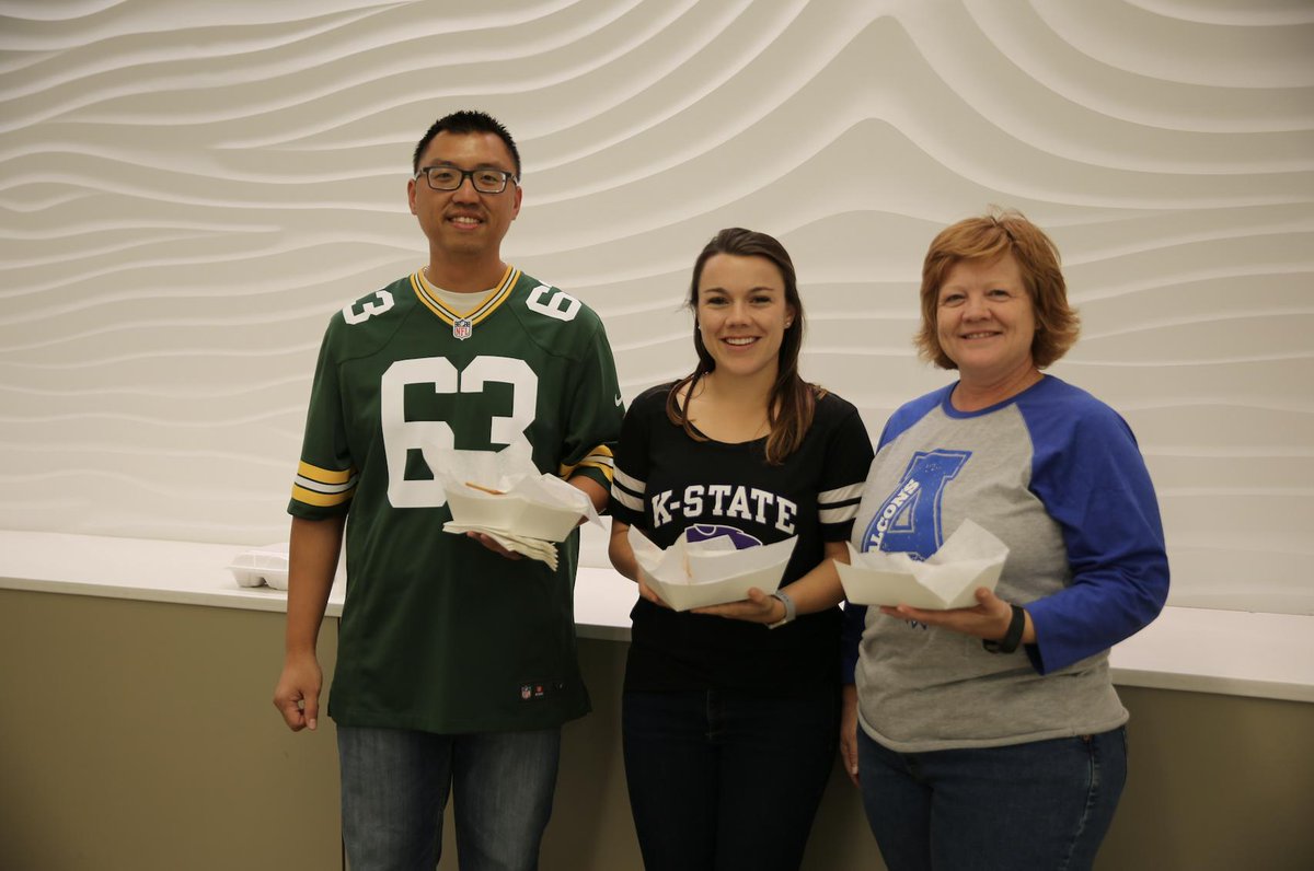 LifeAtKoch's tweet photo. Tailgate day is always a favorite around here. 🏈 🌭 🥇 https://t.co/W0agMbyjYw