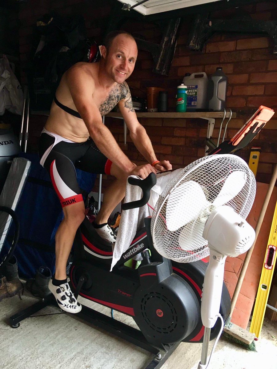 1000Cycling's tweet photo. 3days to go b4 our 1000mile challenge4 @HandinHandforOz Ant and Tim getting some last minute training in!!! @HWFire @Echelon_Cycles #cancerawareness #cycling https://t.co/CW3uVu5VXd https://t.co/QUAatRUdth