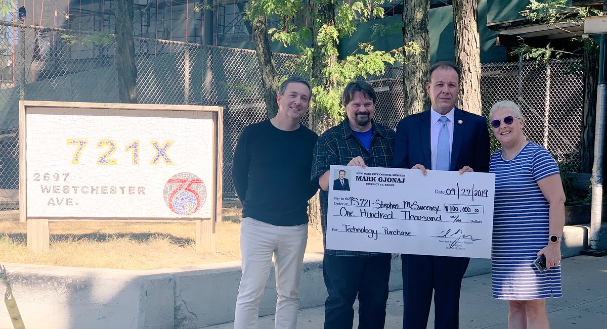 MarkGjonajNY's tweet photo. Glad to share the news with #PS721X staff and students on $100,000 @NYCCouncil funding I allocated to them for #technologyimprovements https://t.co/i0wjicnZqu