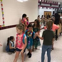 HigginsElem's tweet photo. H is for “Hi’s and High Fives to everyone you see!” https://t.co/M9WHIoeGPJ