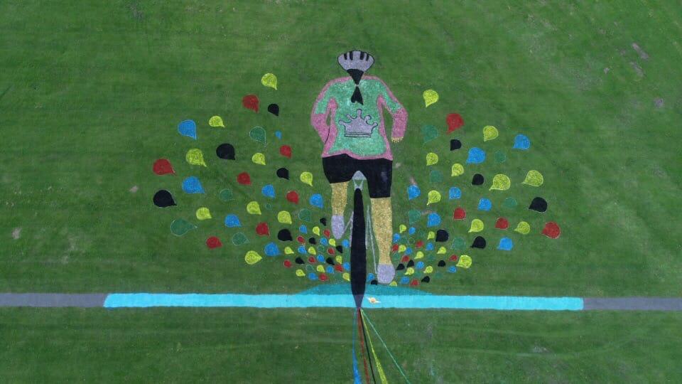 bradfordmdc's tweet photo. There's theme developing in @Yorkshire2019 land art🦆 Addingham Ducks, ☔@CityParkBD @BradDistParks #ListerPark umbrellas, 🐟#Fishonabike nr River Aire, @queeniequeensCC in a 💦Broad-Ford! Coming to an event, dress for the weather &amp; give the riders a warm welcome #yorkshire2019 https://t.co/XRUNVHtPHa