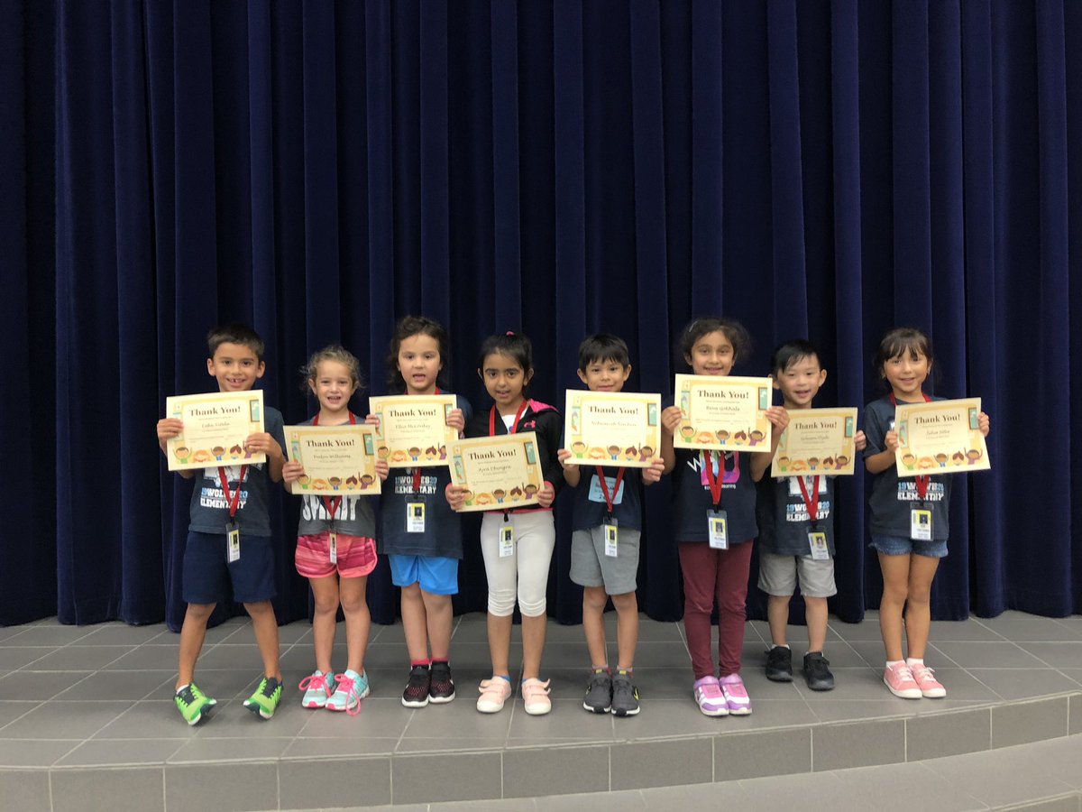 WarnerCFISD's tweet photo. We are so PROUD of our first kindergarten, Warner PRIDE winners for the year! #waytogo #WarnerPRIDE 🎉 https://t.co/H5Qej0ryQj