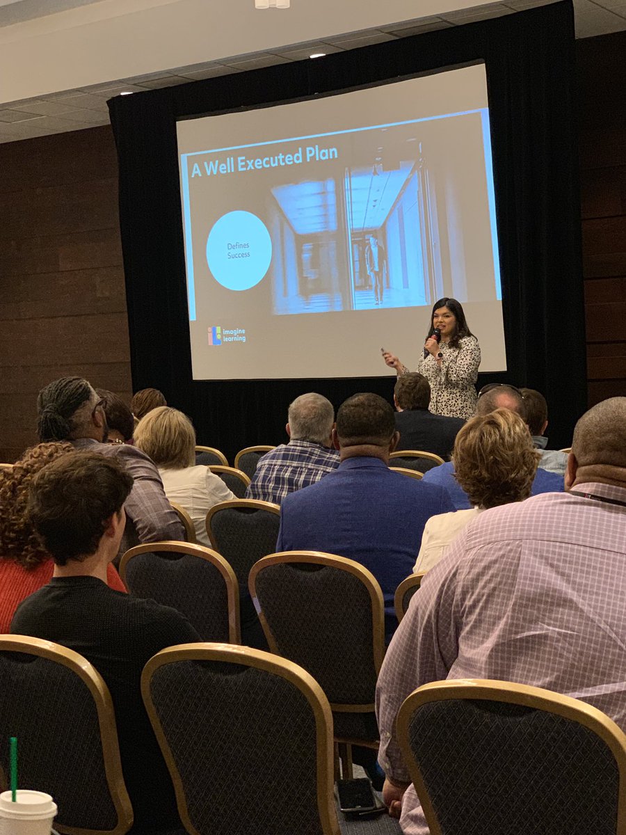 Lisa_ImagineWA's tweet photo. #customersuccess is really about human success, having a plan and meeting our users where they are to teach them along the way. #languageoflearning #imaginelearning https://t.co/d5ZvPJVwlH