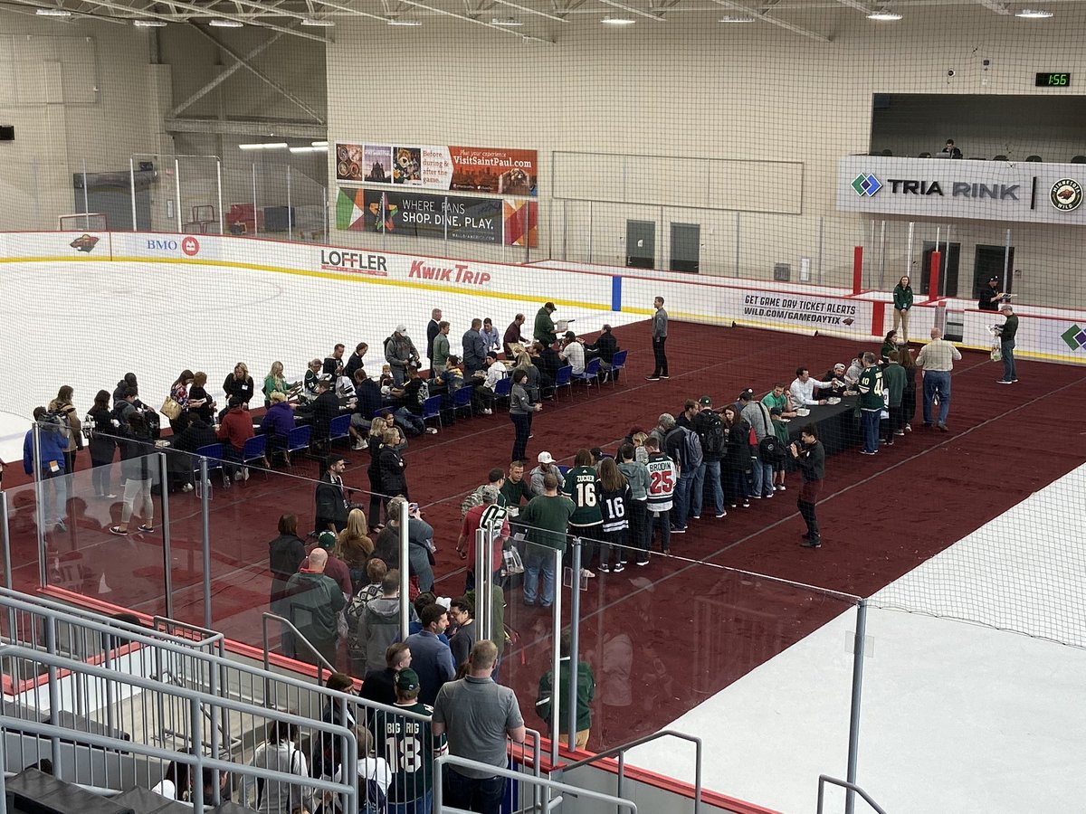 Hockey_Lodge's tweet photo. Autographs are happening now at the @SPACC #WildFaceOff as the event draws to a close. Thank you to each and every #mnwild that made it out for today's event! https://t.co/x95ncp911N