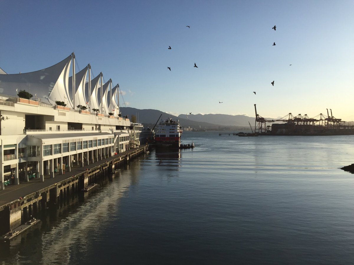 Today we welcomed the world's first hybrid-electric cruise ship to @canadaplace! DYK? The hybrid-electric battery used on the <a href="/Hurtigruten/">Hurtigruten</a> MS Roald Amundsen was created by a local, B.C.-based company. Learn more: bit.ly/2lscUeZ 

#Vancouver #myportcity