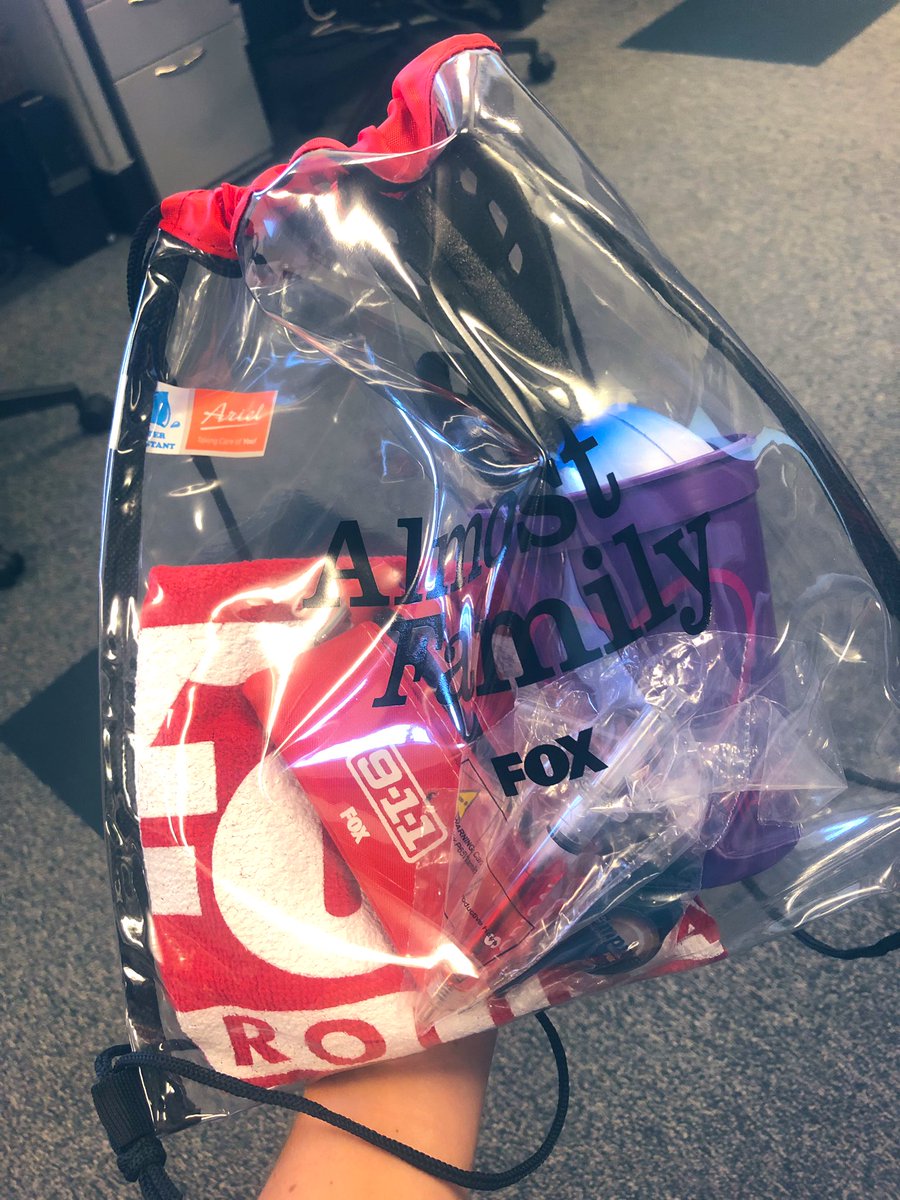 toricarmentv's tweet photo. Yessss it’s time for FRIDAY NIGHT BLITZ! 

I’m filling in for @KendraKentWx tonight &amp; heading out to the @SCSabreFootball game vs Saluda in search of the fan w/ the most spirit! 

If you’re the winner, you get a @foxcarolinanews prize pack plus bragging rights #spiritoftheweek https://t.co/uPkOePsGJF