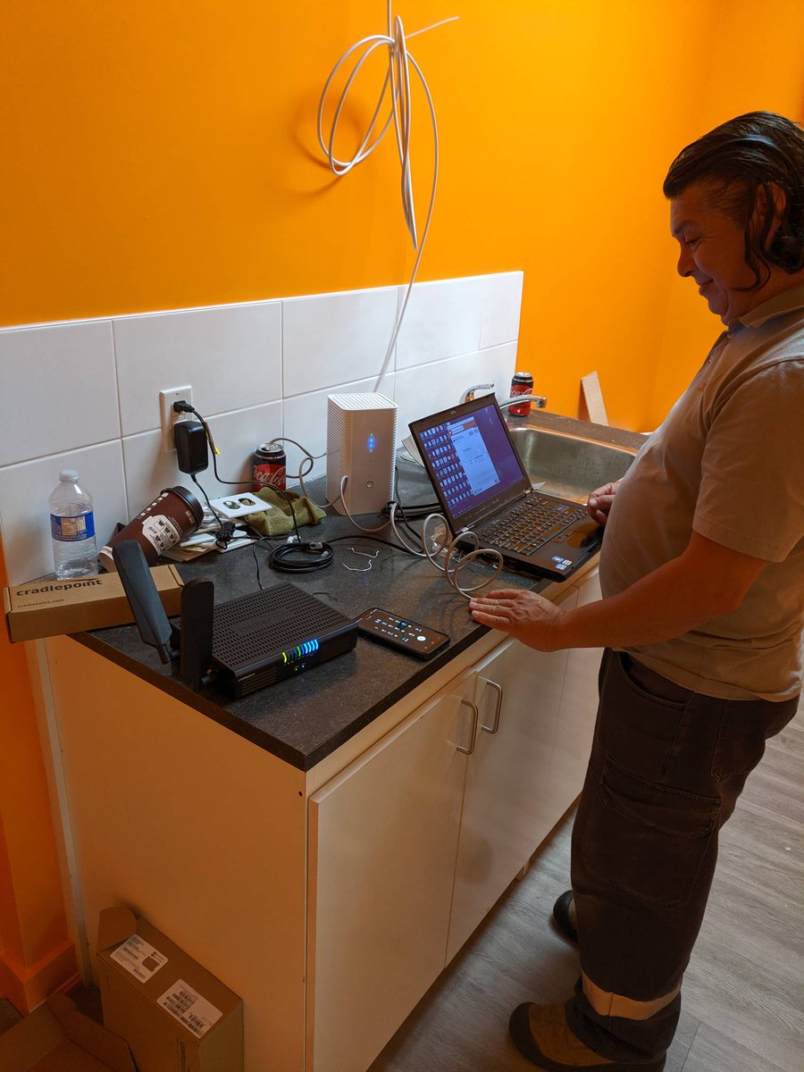 codersports's tweet image. Messy wiring closet but brand new @cradlepoint  #LTE backup for #CoderSports #OttCity location! Thanks @Rogers
