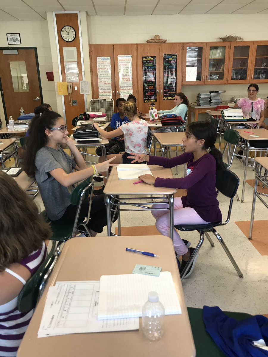 6th grade LOTE students have fun playing rock, paper, scissors con los numeros to practice their Spanish numbers! It got pretty competitive!