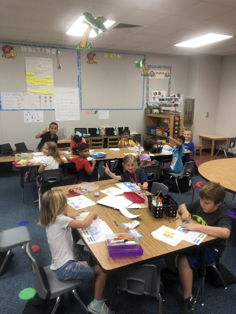 Science lesson on our 5 senses, we used multicultural crayons to color our poem All About Me, and our first time to meet our 5th grade buddies. It was a great Friday in kindergarten!! #kindersampson #sampsonstrong