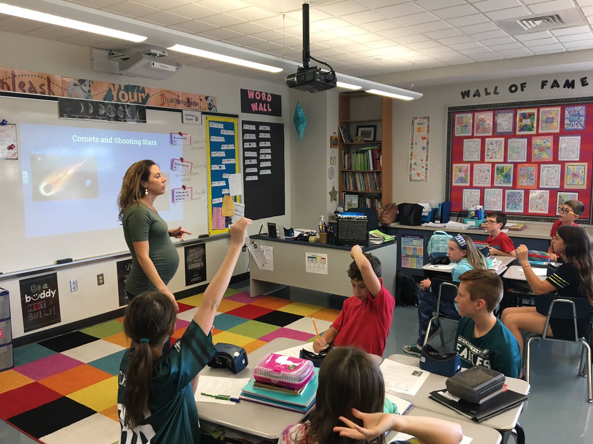 Jason_Erk's tweet photo. Miss Tegge and Mrs. Draper taught a virtual reality lesson in science class today! Students took a virtual field trip to the moon and explored the solar system! Awesome learning experience!  #qcsd #steam https://t.co/oXc9LONLgj