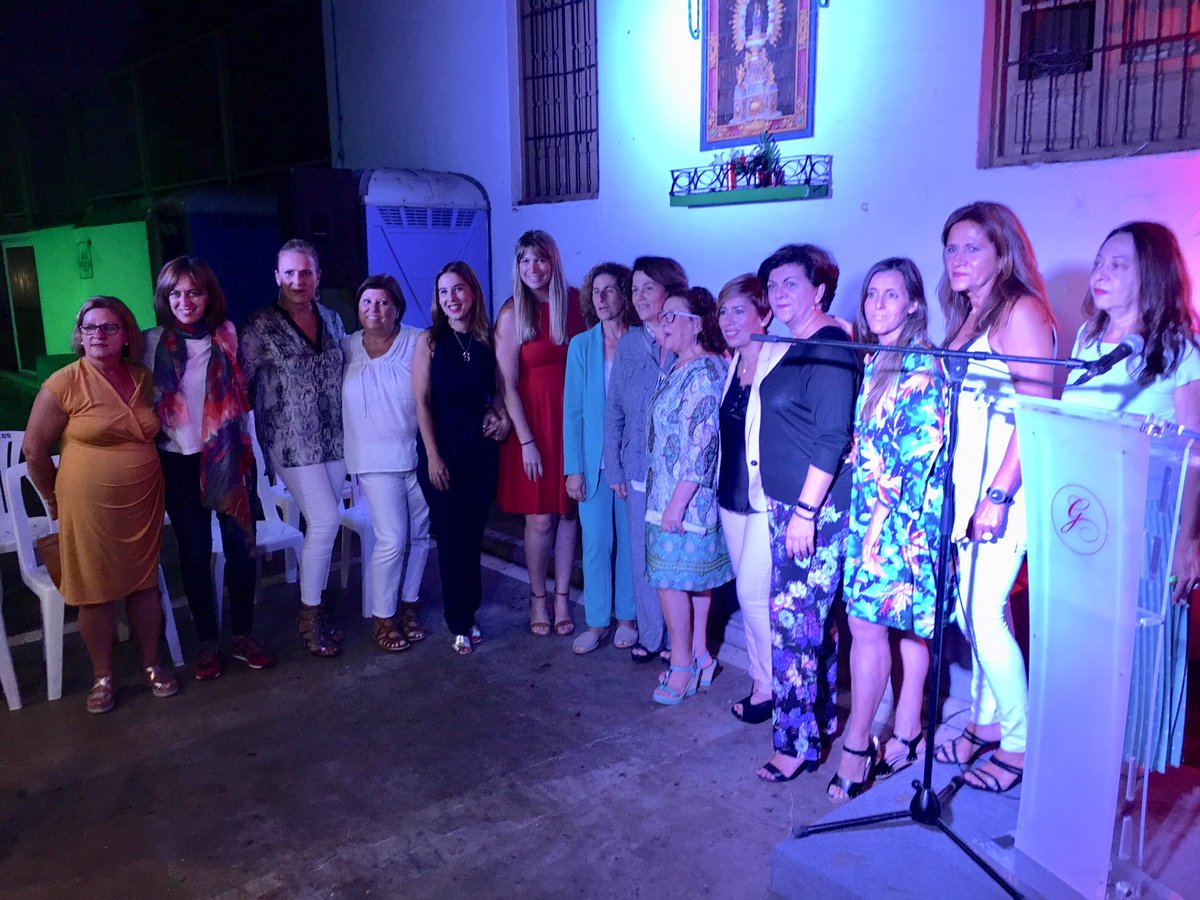 EstefaniaPalop's tweet photo. #Sororidad y #Feminismo en el Premio “Concha Gómez Moya” @PSOECoin que esta primera edición es para Ana Gámez Enríquez, que fue la primera concejala de este malagueño municipio #Coin @inma_coin https://t.co/IG411OKWuT