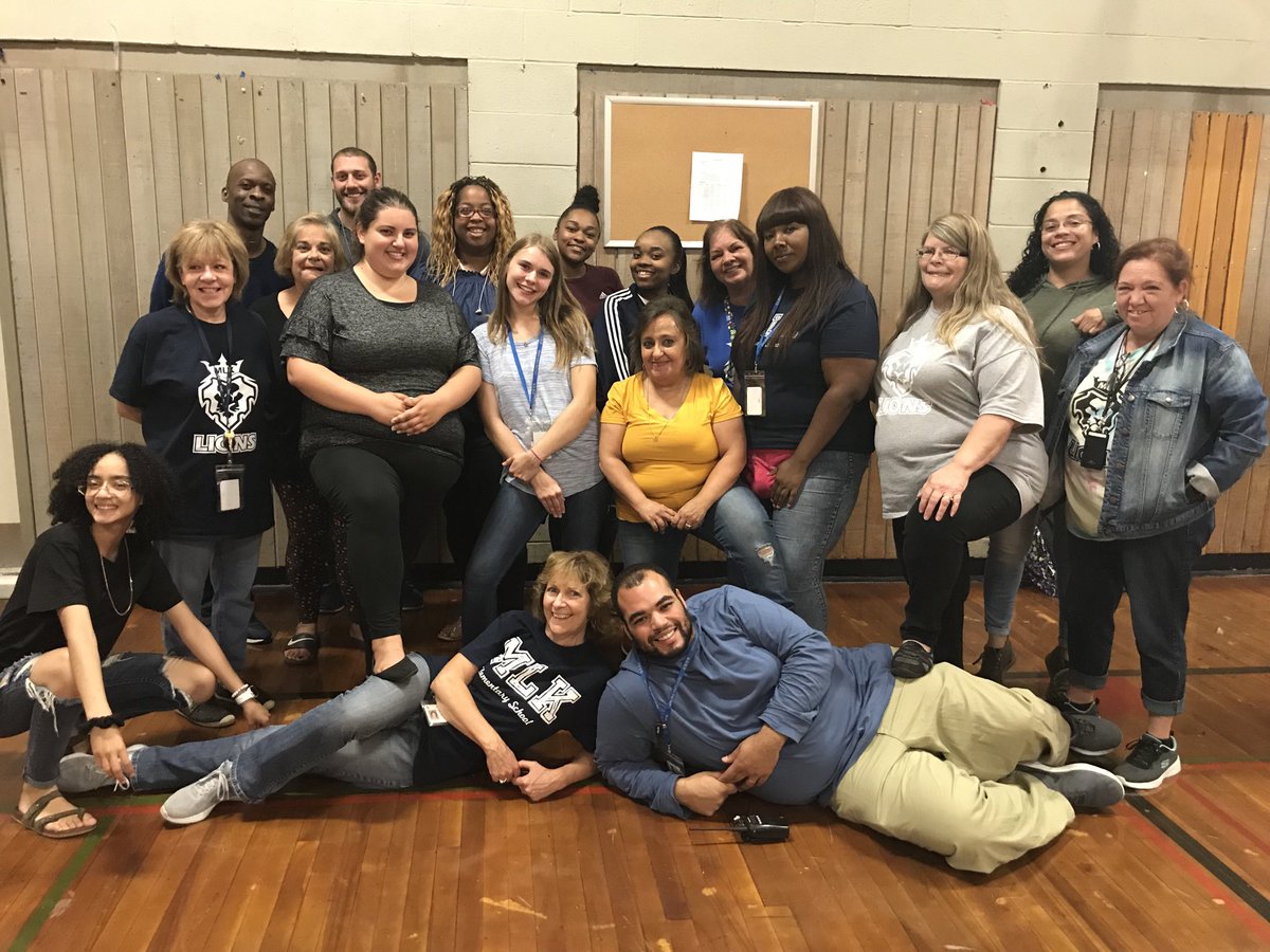 ElemScsd's tweet photo. The glue that holds Dr Martin Luther King School of Excellence together! https://t.co/3LfyPVwS78