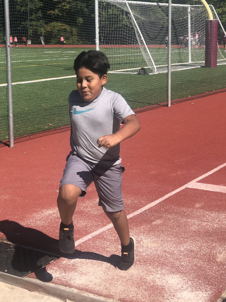 MsAMDunks's tweet image. Field Day success!!!! Such a great afternoon at #AMD #AMDrocks #fielddayfun @AMD_ROCKS @craigdreves @OssiningPeralta