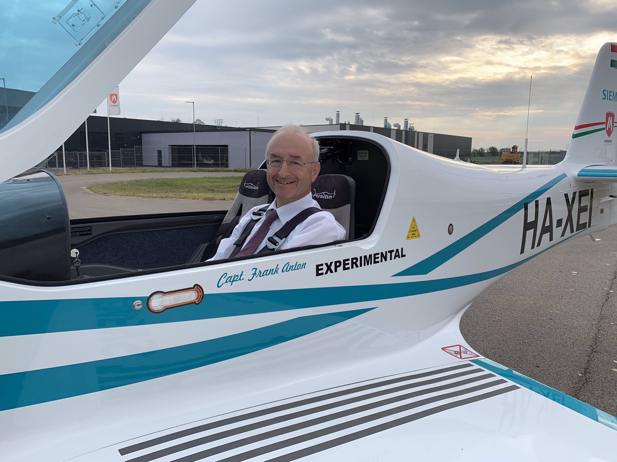 Frank_E_Anton's tweet photo. At Pécs airfield (HU), location of the new @magnusaircraft factory, I piloted our #ElectricAircraft Magnus #eFusion one more time. Emission free and low noise. Very soon, Siemens #eAircraft will become a @RollsRoyce business: another great step towards 3rd revolution in aviation. https://t.co/qeoKlOVQbH