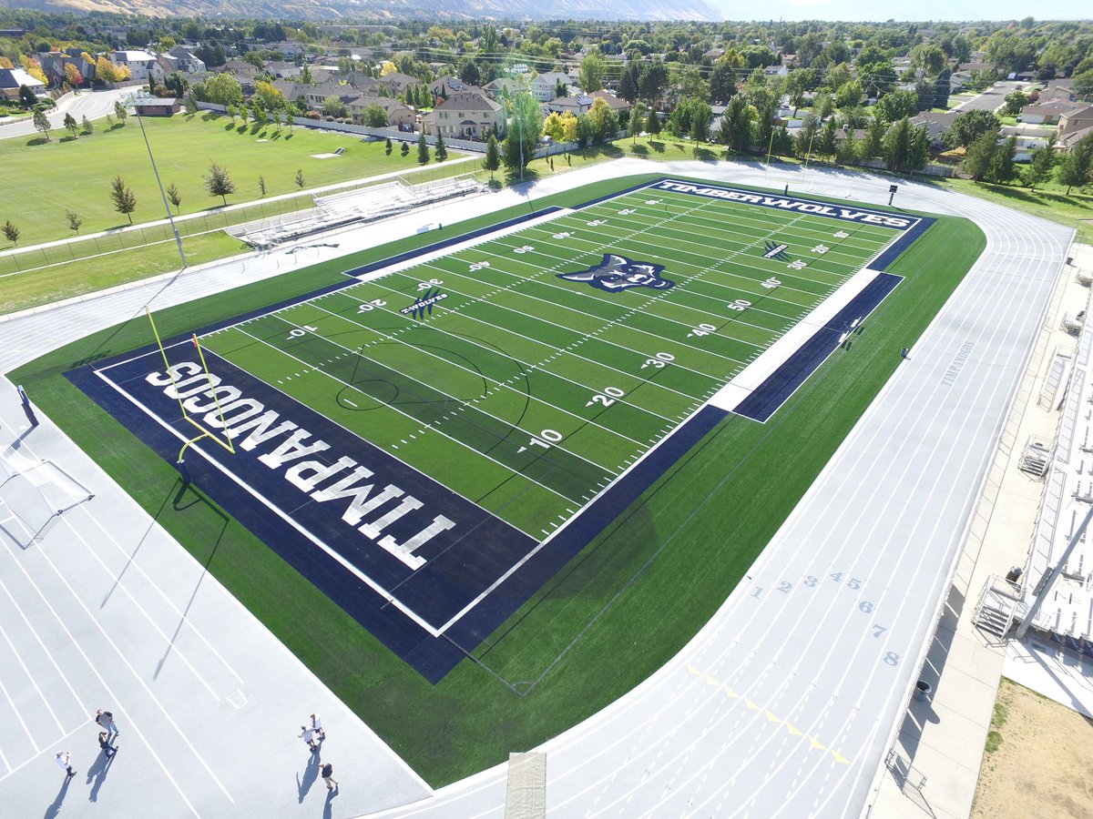 jdeaster11's tweet image. Nice job boys &amp;amp; girls! 👊 2 more @FieldTurf fields &amp;amp; @BeynonSports Tracks for @alpineschools 😲😲Giving their kids the safest &amp;amp; best performing products in the market! We appreciate their trust &amp;amp; thank them for their business! #leaveitallonthefield #makingfastlookgood 🏈⚽️🥍🏃‍♂️🏃‍♀️