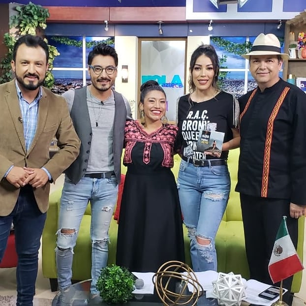 mariareynaof's tweet photo. #GIRADEMEDIOS TIJUANA ❤️
#OrgullosaSoyRaíz #Disco2019
@Azteca
Nos Vemos mañana en el Centro Cultural Tijuana #CECUT
8:00 Pm ♥️💓💕 https://t.co/cLj9zpI4ek