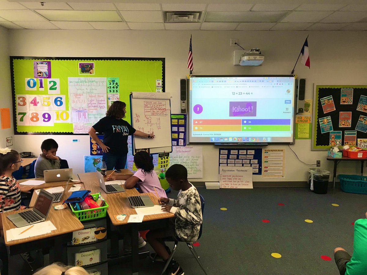Justin_D_James's tweet photo. 3rd graders were hard at work and having fun while doing it. Ss were applying those addiction skills while playing Kahoot. Way to go @harts3rdgrade #MalvernMagic #MalvernEs #MyMiSD https://t.co/7Vy0I6cNRc