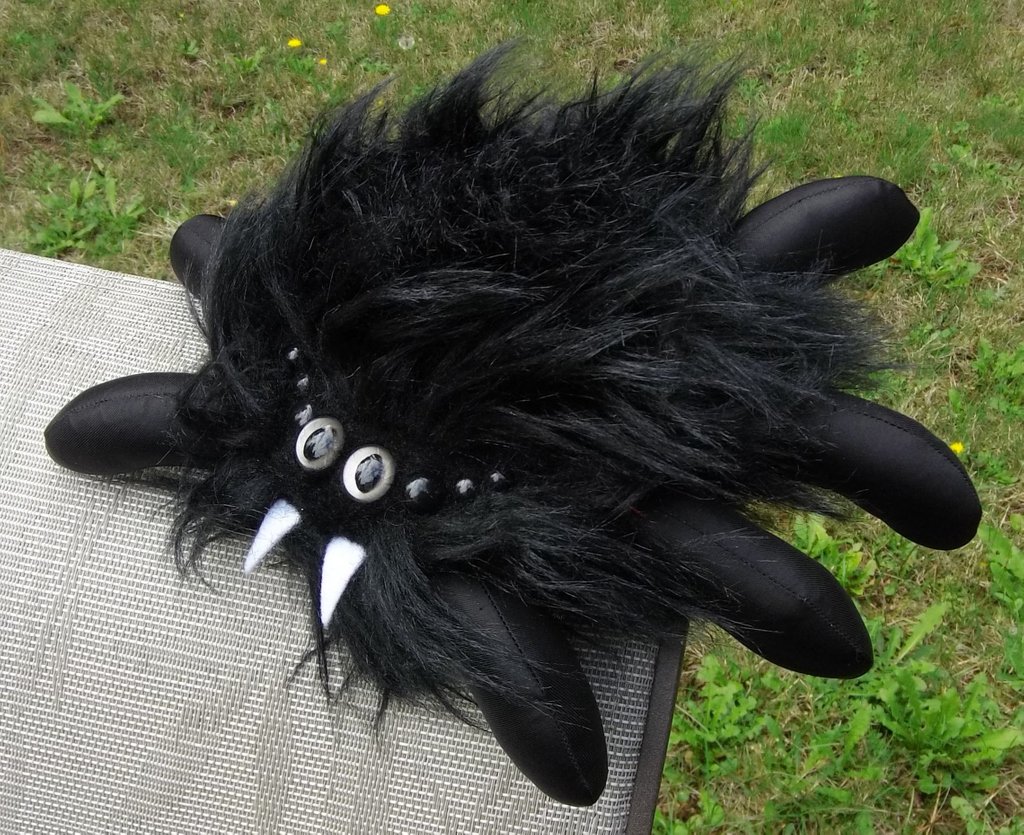windgypsy's tweet photo. Dohn the weighted cuddle spider

#spider #spiders #spiderofinstagram #insects  #plushies #art #handmade #cute #fluffy #designer #pets  #original #Halloween https://t.co/GKiVBJODoP