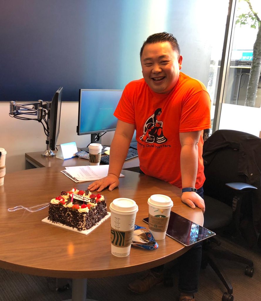 We are celebrating someone’s big day today. Happy birthday to <a href="/Terrygtan/">Terry Tan</a>. Thank you for all you do! #proudtoworkforbmo <a href="/aaronhuang__/">Aaron Huang</a> <a href="/EHarnagea/">Eniko Harnagea</a> @pererasim1 <a href="/kitamura_james/">James Kitamura</a>