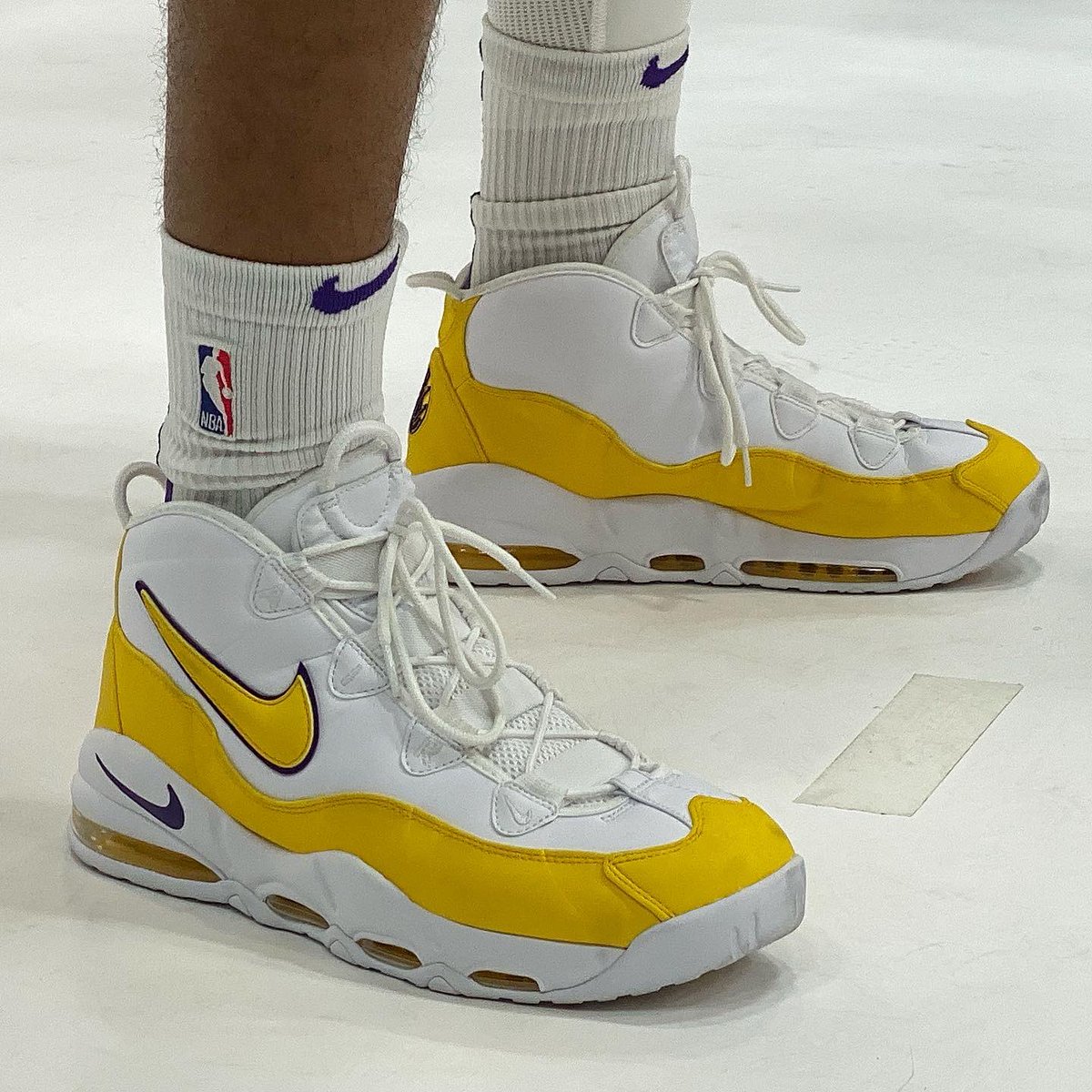 uptempo 95 lakers