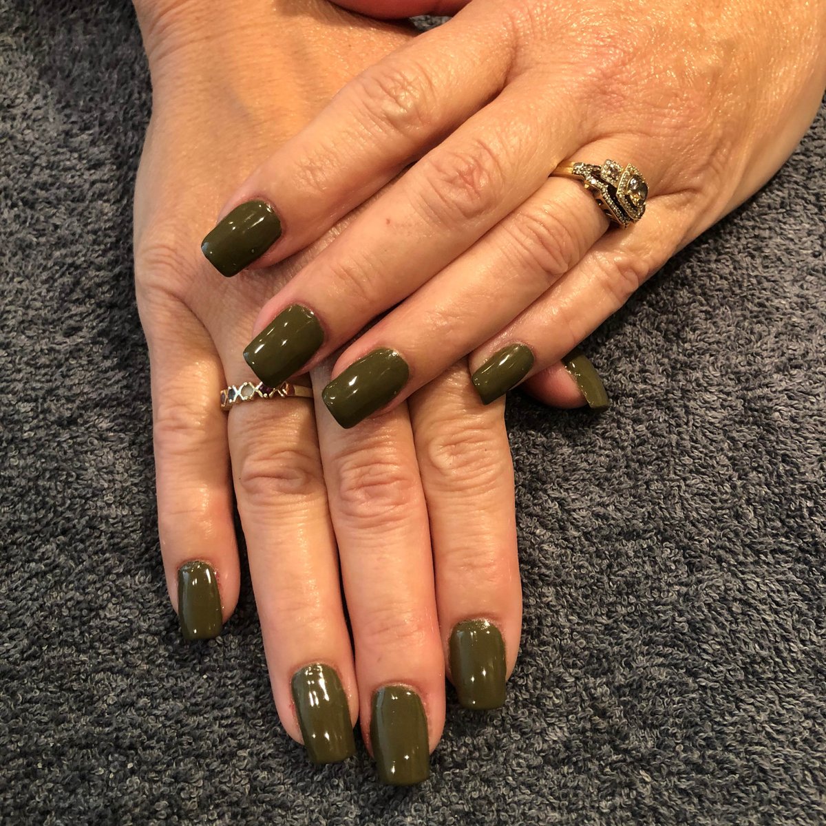 CND VINYLUX FALL COLORS
Kaylee, our nail tech, did this beautiful set of acrylics using the New Fall CND Vinylux color “Cap &amp;amp; Gown.” Call today to schedule an appointment with Kaylee!
(260) 969-6955