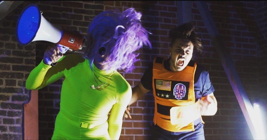 streetwavesblog's tweet photo. ""Nail in the Coffin" from AJA &amp; Shilow is a murderous rampage of musical ability that permeates your speakers, leaving you beaten, bloody, but begging for more."
💉
Read the rest of the review!
https://t.co/UK4Lny8oNK
#StreetWaves https://t.co/HLLlCXyu2V