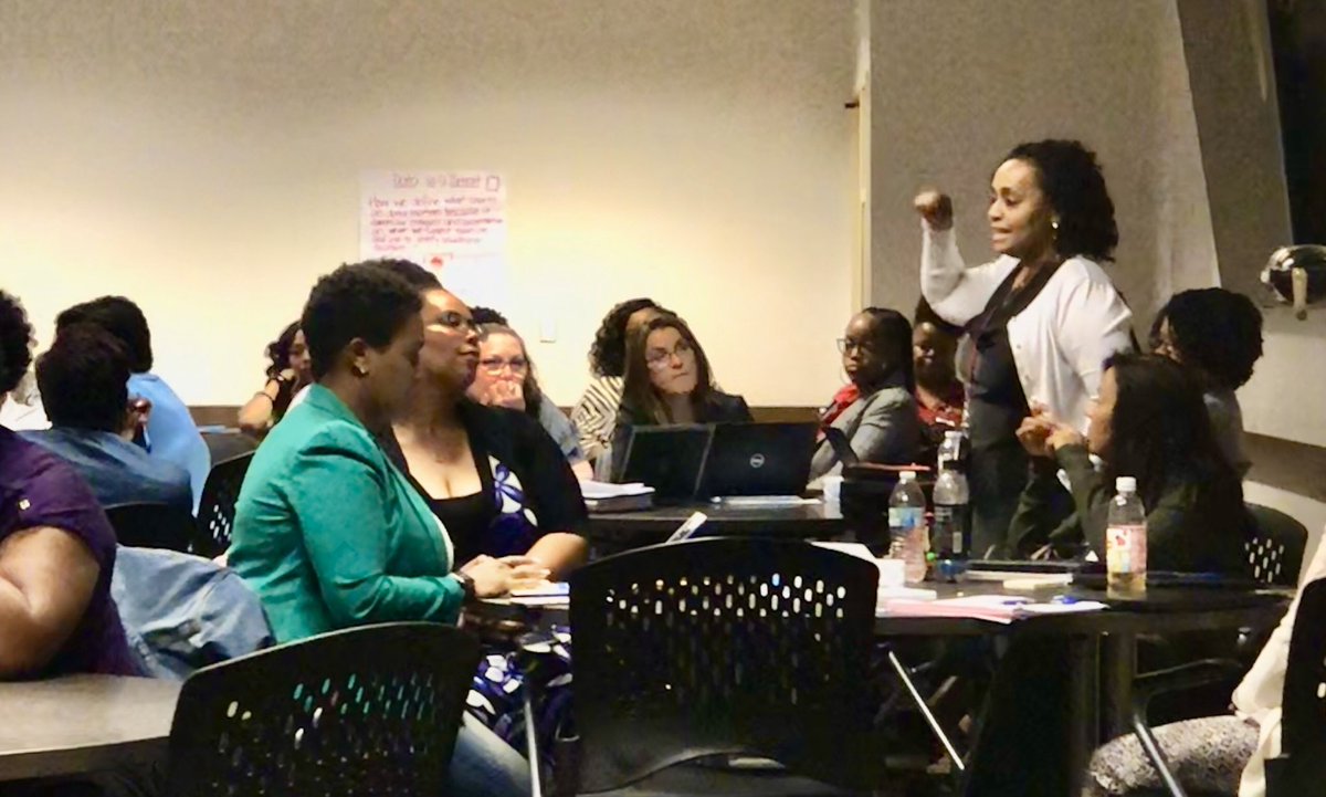 Closing out the #SISDCoachesRock @TeachSpring with a powerful and motivating close by Marie Mendoza
#GreatLeadersInspire 🤩
@SParkerElemCI @SpringISD_Curr