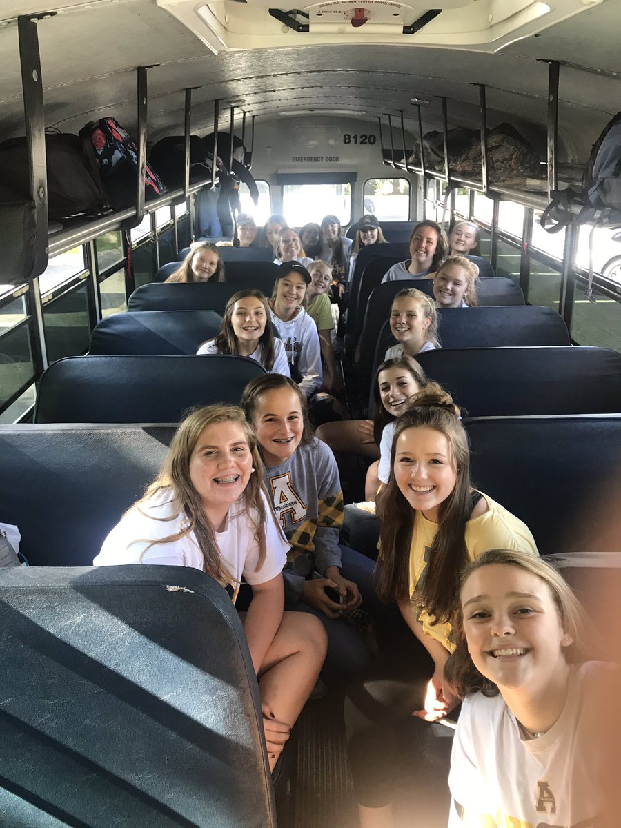 Building a program!!! ACHS, CMS, and AMS Volleyball off to support the Mountaineers! Go App State! #raidthenet 🏐❤️🏐 <a href="/averyhighschool/">Avery High School</a> <a href="/appstatesports/">App State Athletics</a> <a href="/AppStateVB/">App State Volleyball</a>